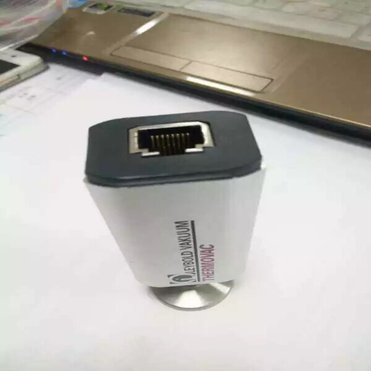莱宝镀膜机TTR91S真空计，9成新。询价
