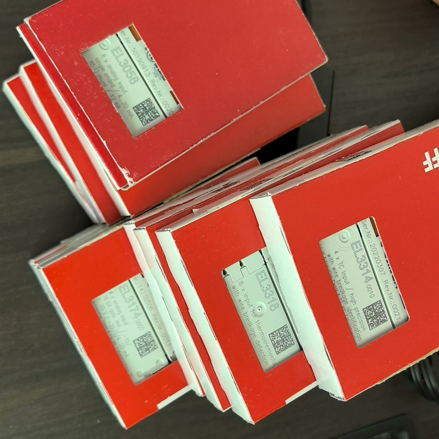 倍福 EL3318 EL3058 EL3214 EL3174~询价