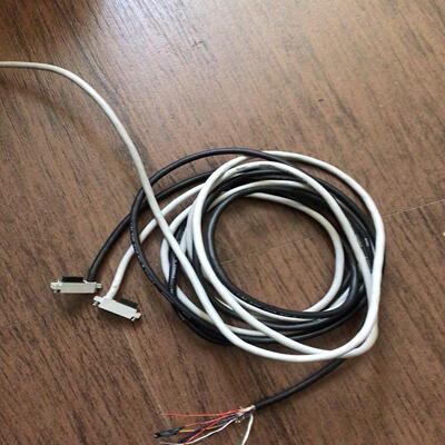 SL-VP7N实图线长大概2-2.7米基恩士安全光栅线缆询价