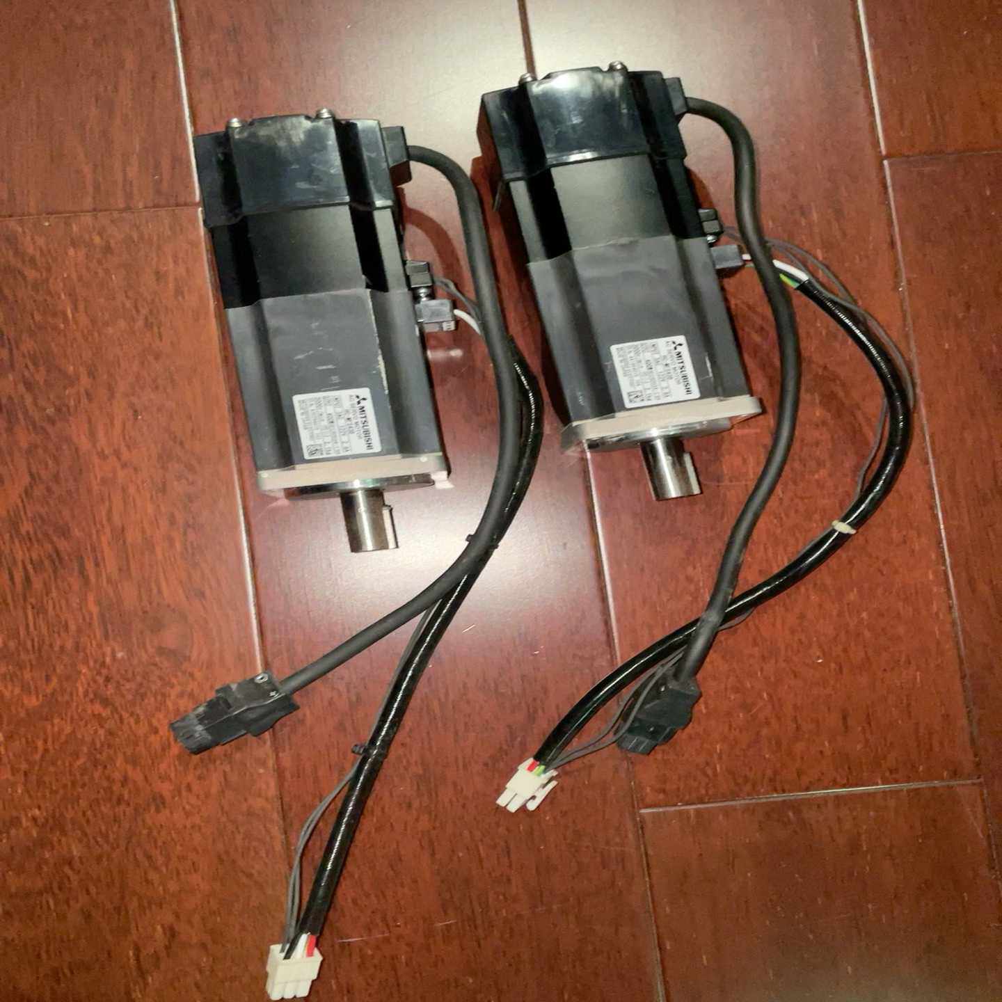 班美萝三菱电机HC-MFS43B拆机包好单价500--议价商品