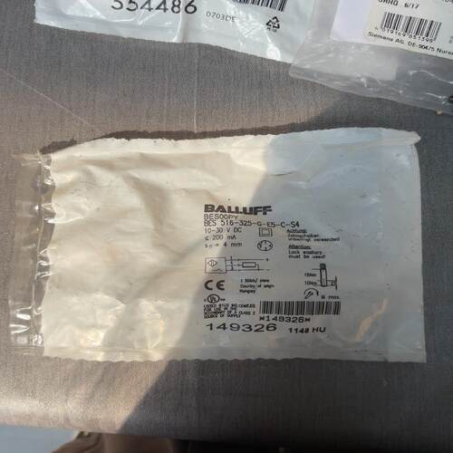 巴鲁夫 接近开关BES00PY BES516-325-G-E~询价