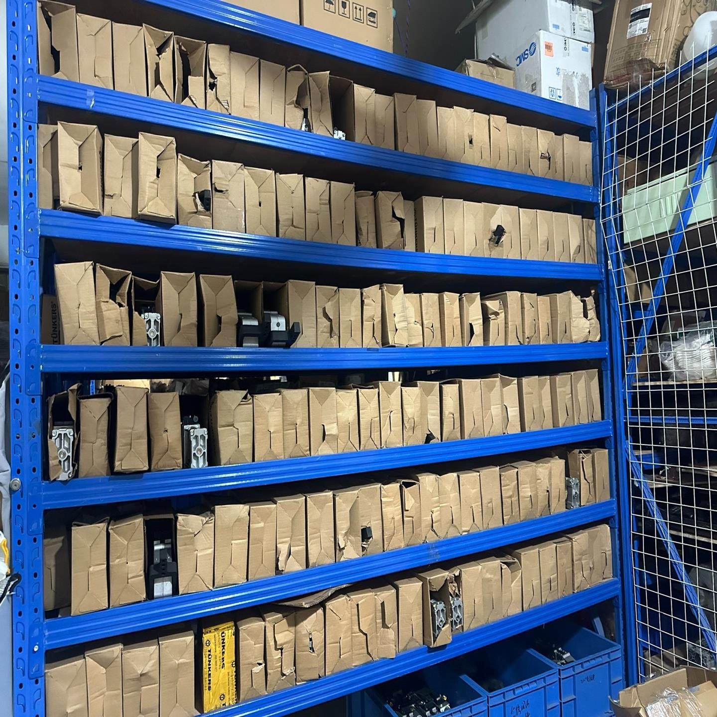 询价~TUNKERS V50/V63.1夹紧器（气缸）各种角度的气