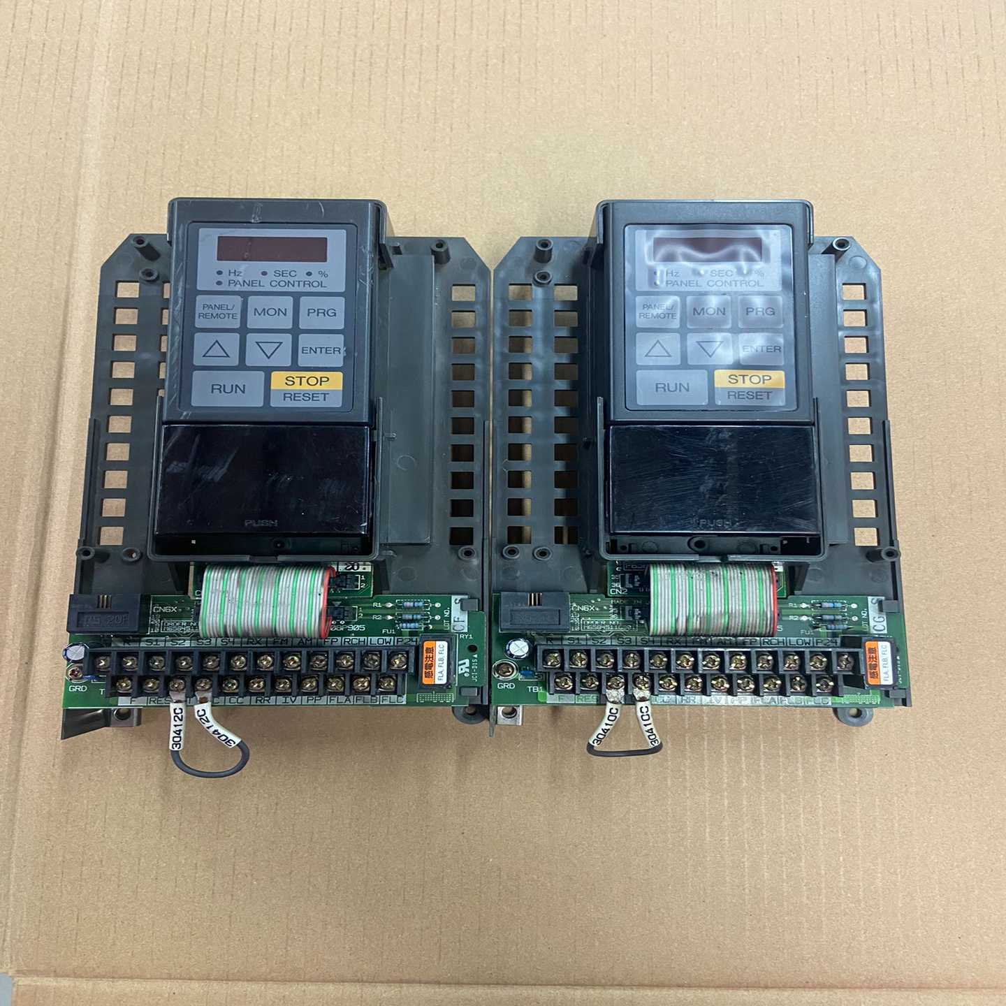 议价东芝变频器VF-A5系列控制主板+面板CBV5-7B4