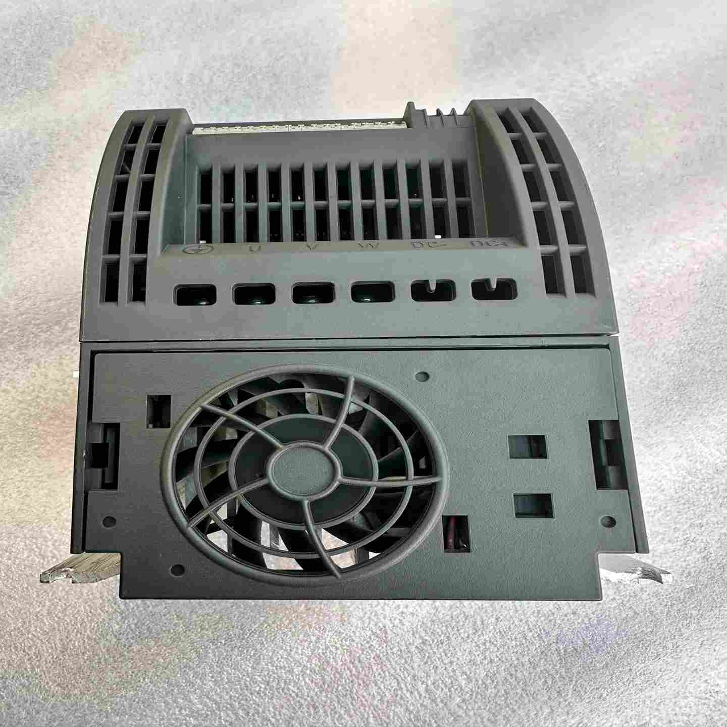 咨询-变频器V206SL3210-5BE23-0UV03