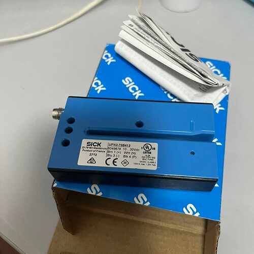 询价~UFN3-70B413 德国西克SICK 超声波 槽