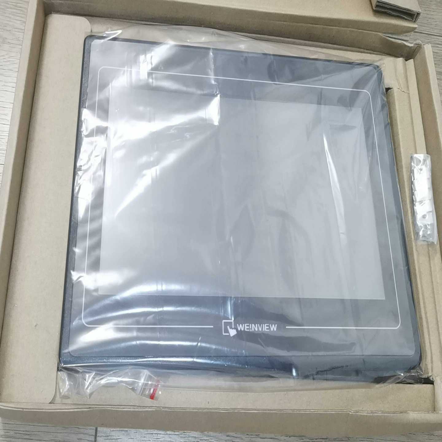 威纶通MT6100iV2WVV3WV触摸屏，十寸触摸屏，询价