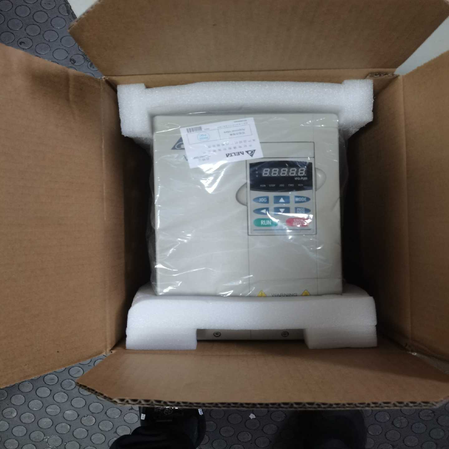 询价台达变频器VFD075B23A 注意是220V机器，全新的库议价