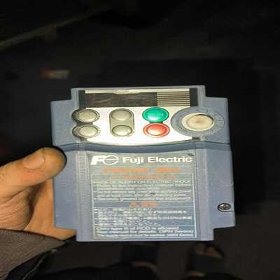 【星慕电子】富士变频器FRN0002C2S-7A。AC220V0.75K