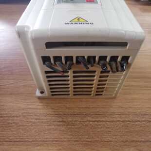 1.5KW 咨询 1.5T4 功能 德玛变频器D5M