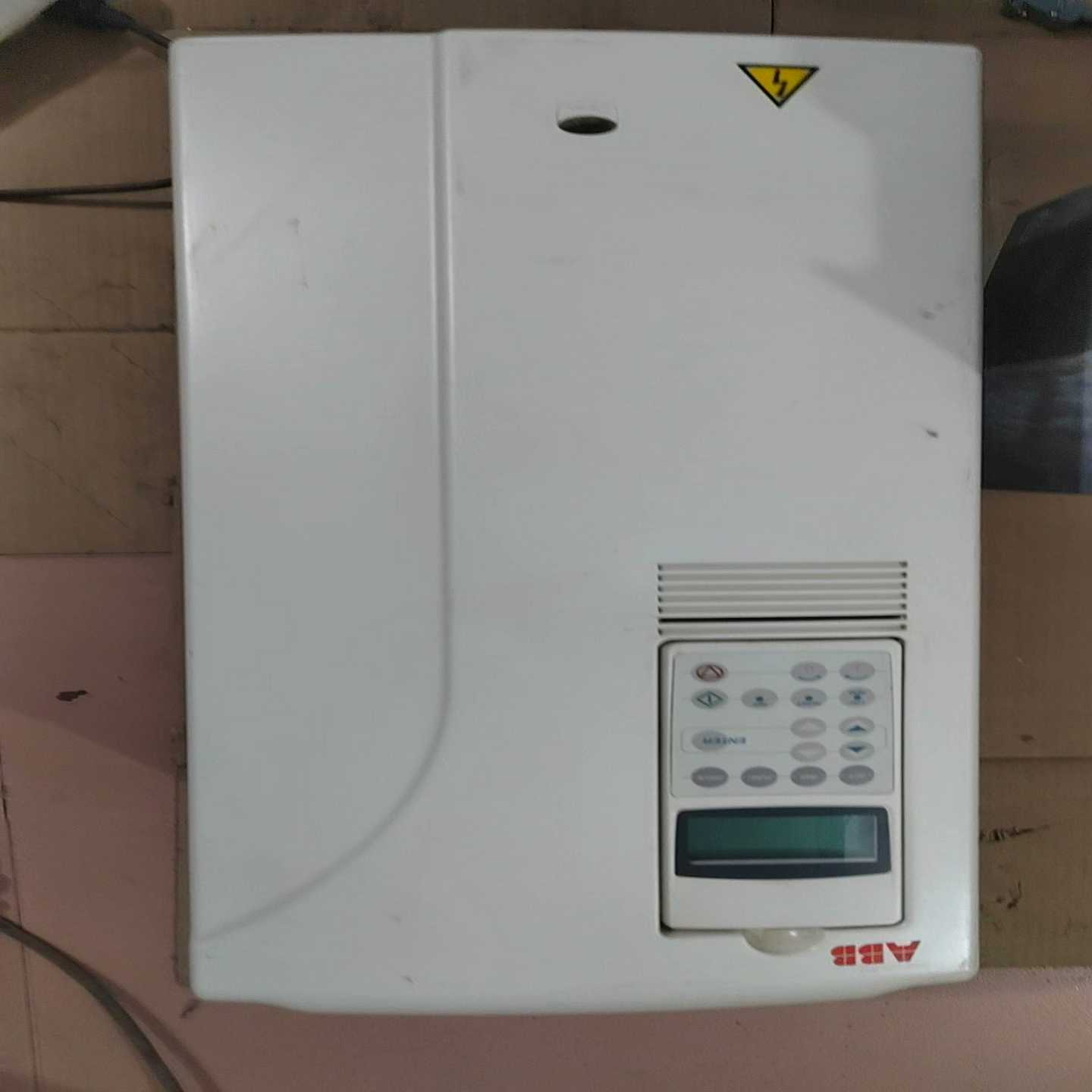 【议价】ACS800-01-0060-3p901变频器拆适用