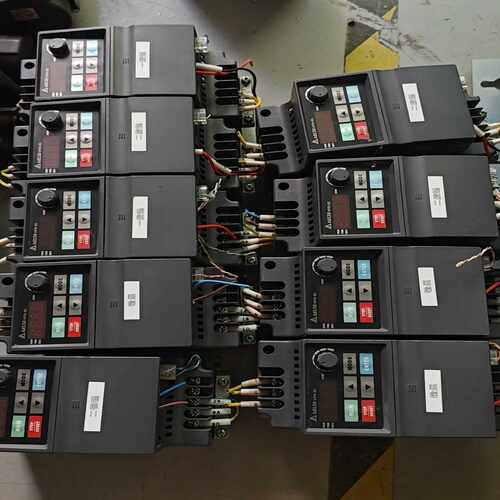 台达变频器 VFD007EL43A 装柜成色，非常漂亮，实物~询价