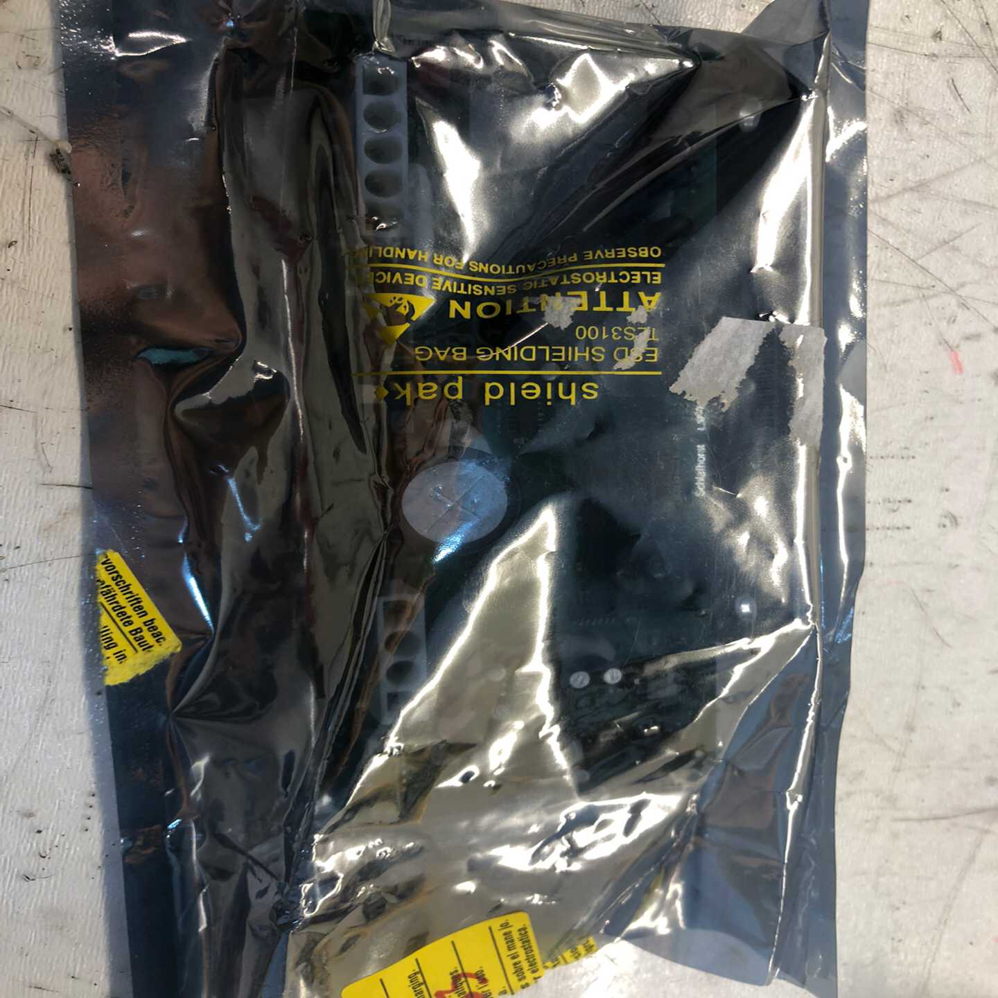 Fujitsu RX2540M1 1200W电源S26113~询价