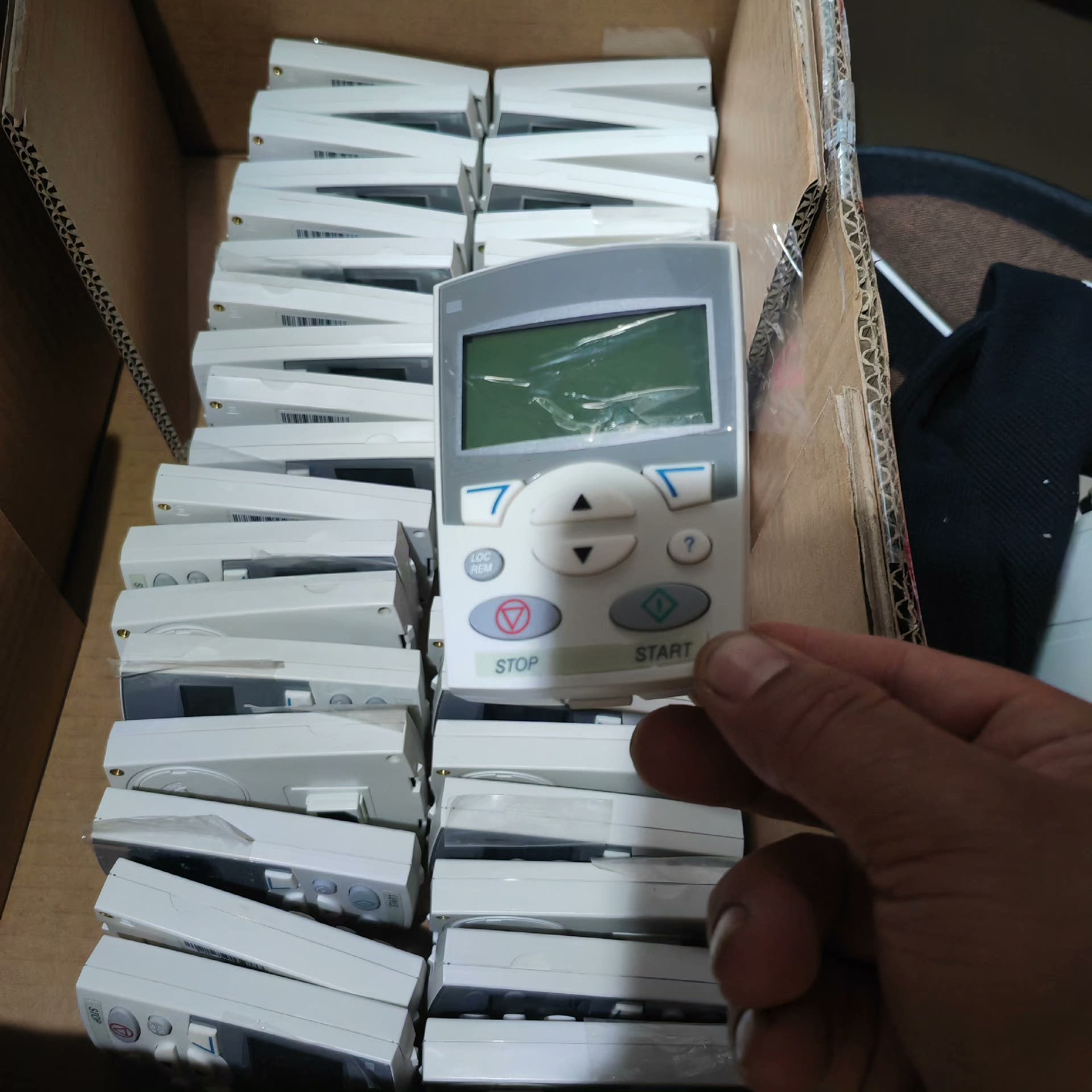 99新ABB变频器控制面板，510/355等系列ACS-CP[浩蓉商户]