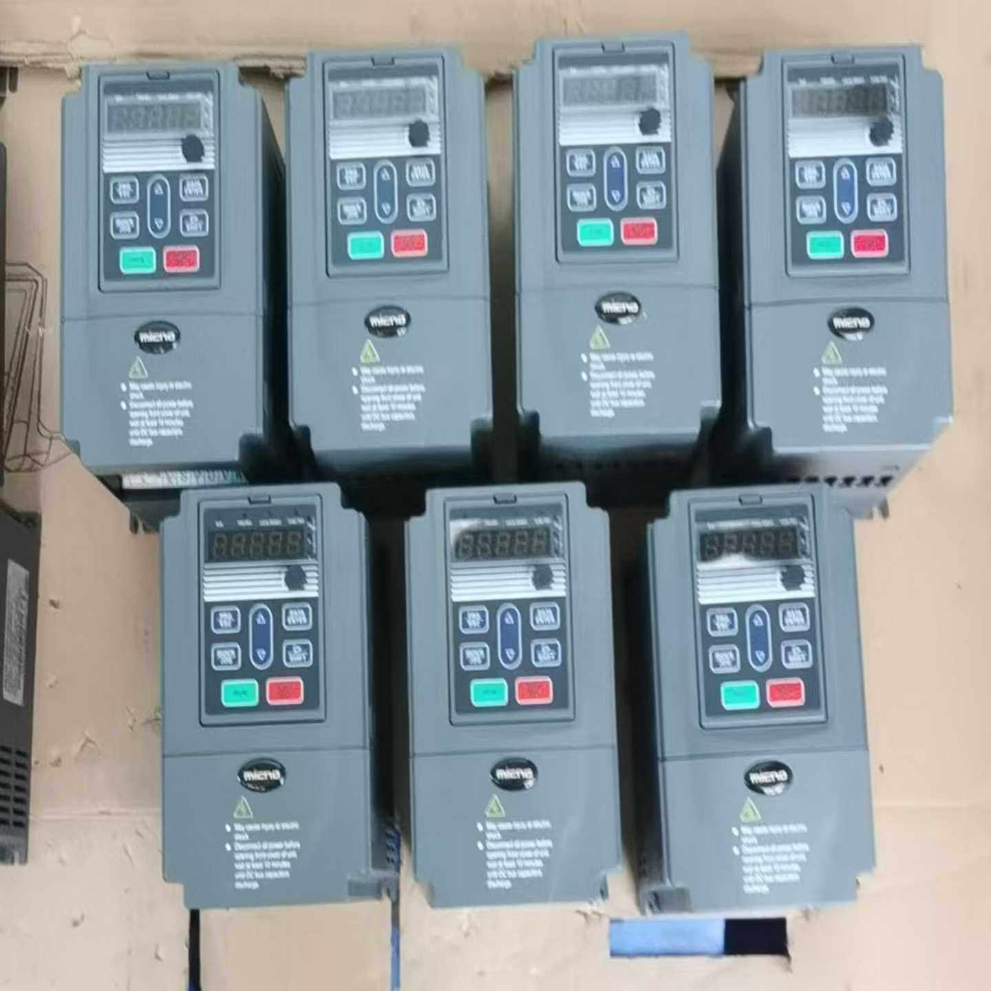 KE300A-2R2G/004P-T4迈凯诺变频器380V{议价}