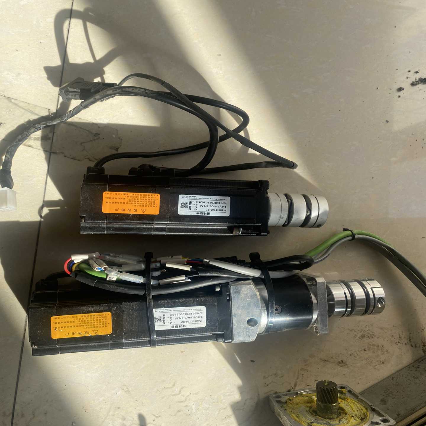 昆仑通态TPC7012Em嵌入式一体化触摸屏，【白零商行】