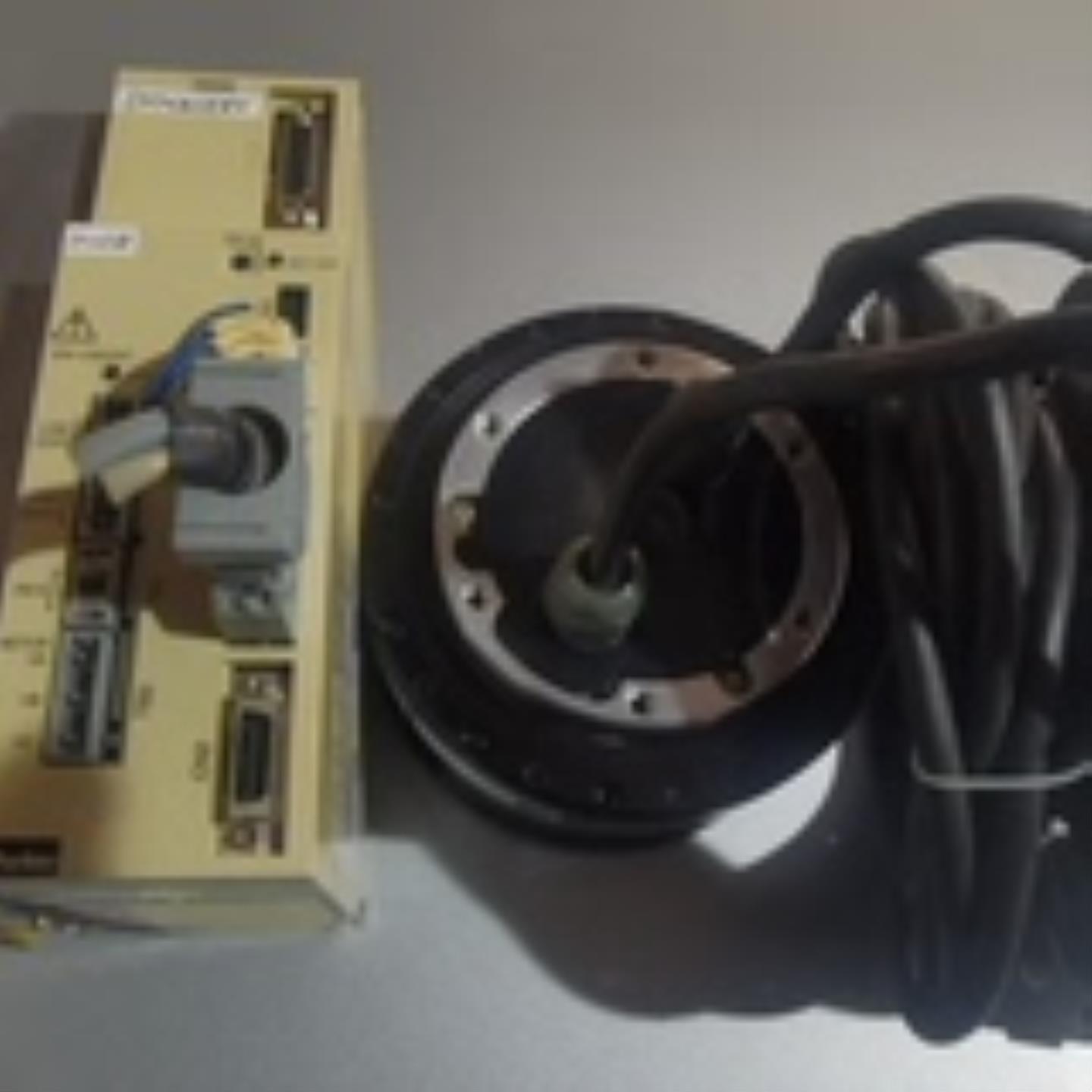 YOKOGAWA横河驱动UD1BG3-030N-6KC-2TA-N加DM1B-030G实物图