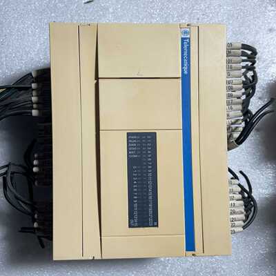 施耐德PLC、TWDLCAA40DRF、实物图。