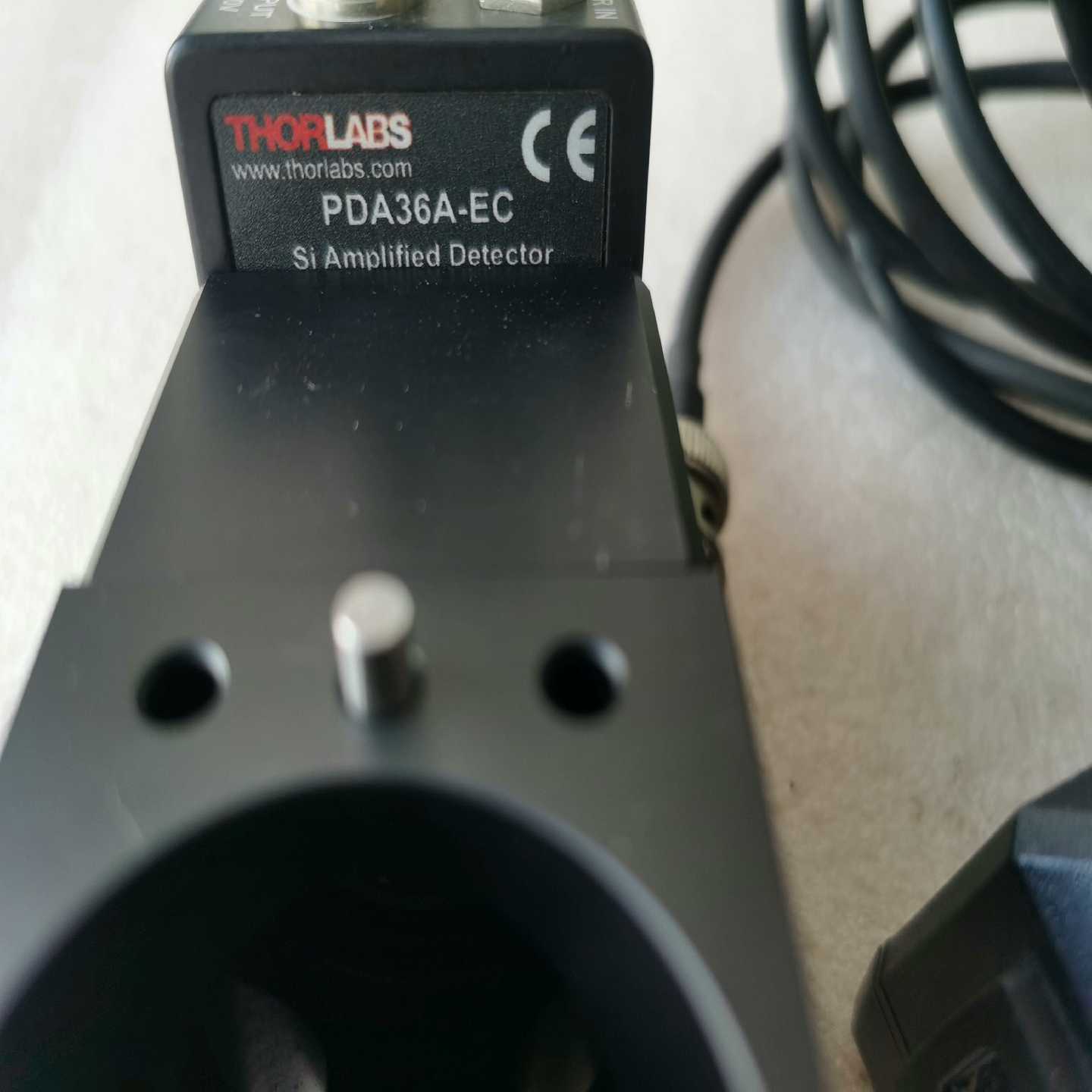 THORLABS  PDA36A-EC硅基探测器实物图（佳毅工控）