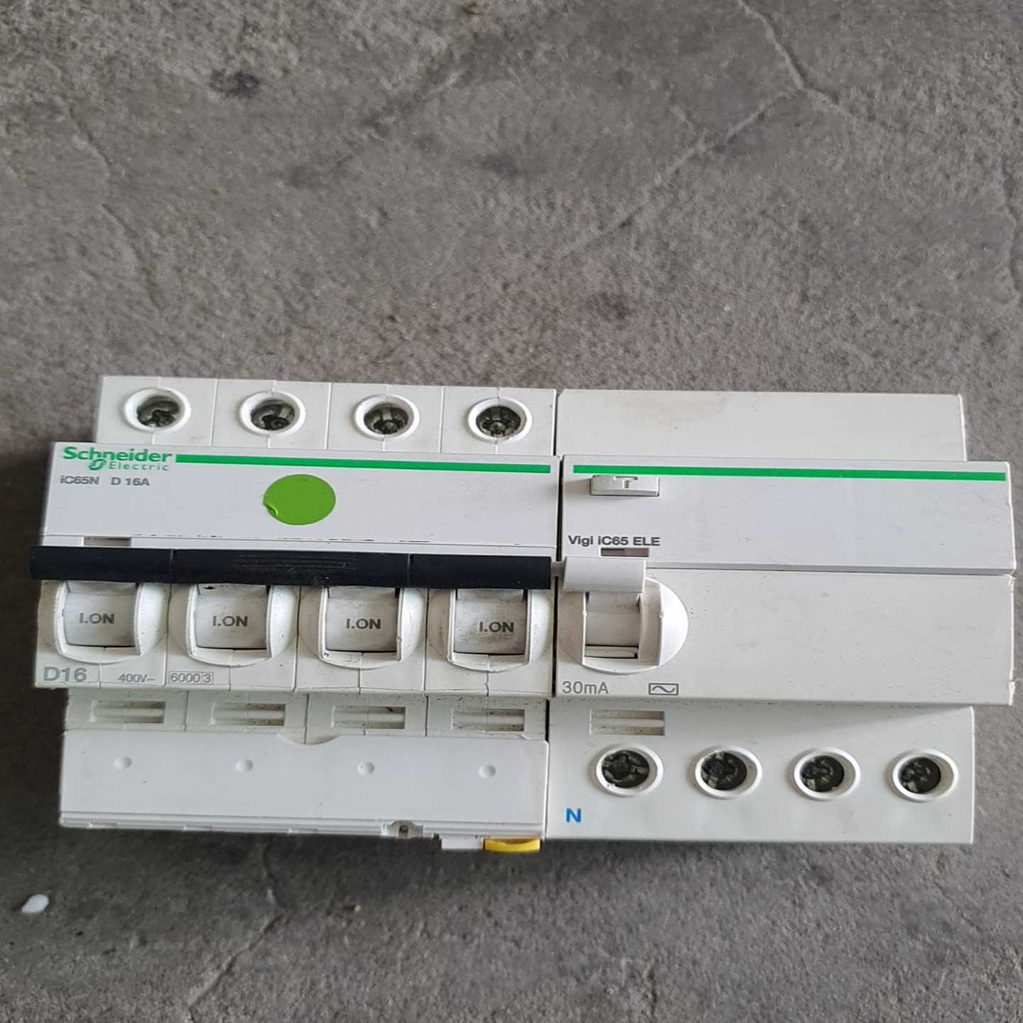 询价拍~4p漏电保护器16a ic65n d16