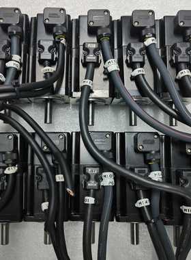 安川5系100w伺服电机 SGMJV-01ADA21 成色如~询价