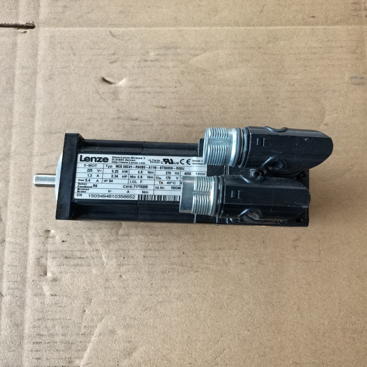 【议价】伦茨Lenze电机MCS06C41-RS0B0-A11N-S