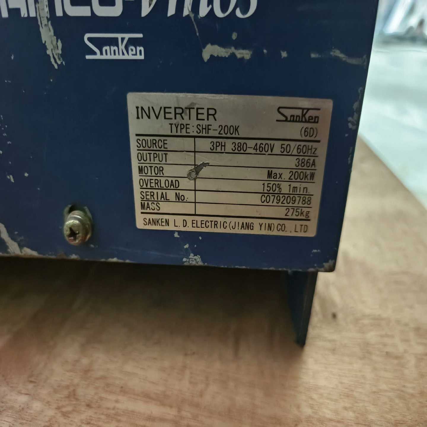 一台三肯变频器200KW功能好，成色一般（地坛设备）