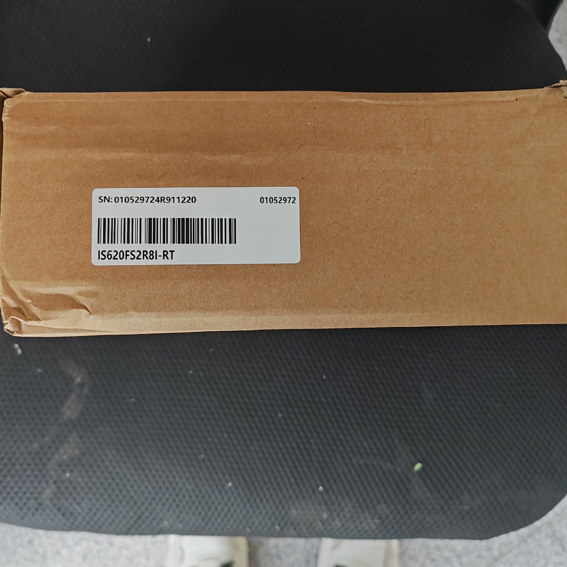 汇川驱动器IS620FS2R8I-RT，盒码一致，询价