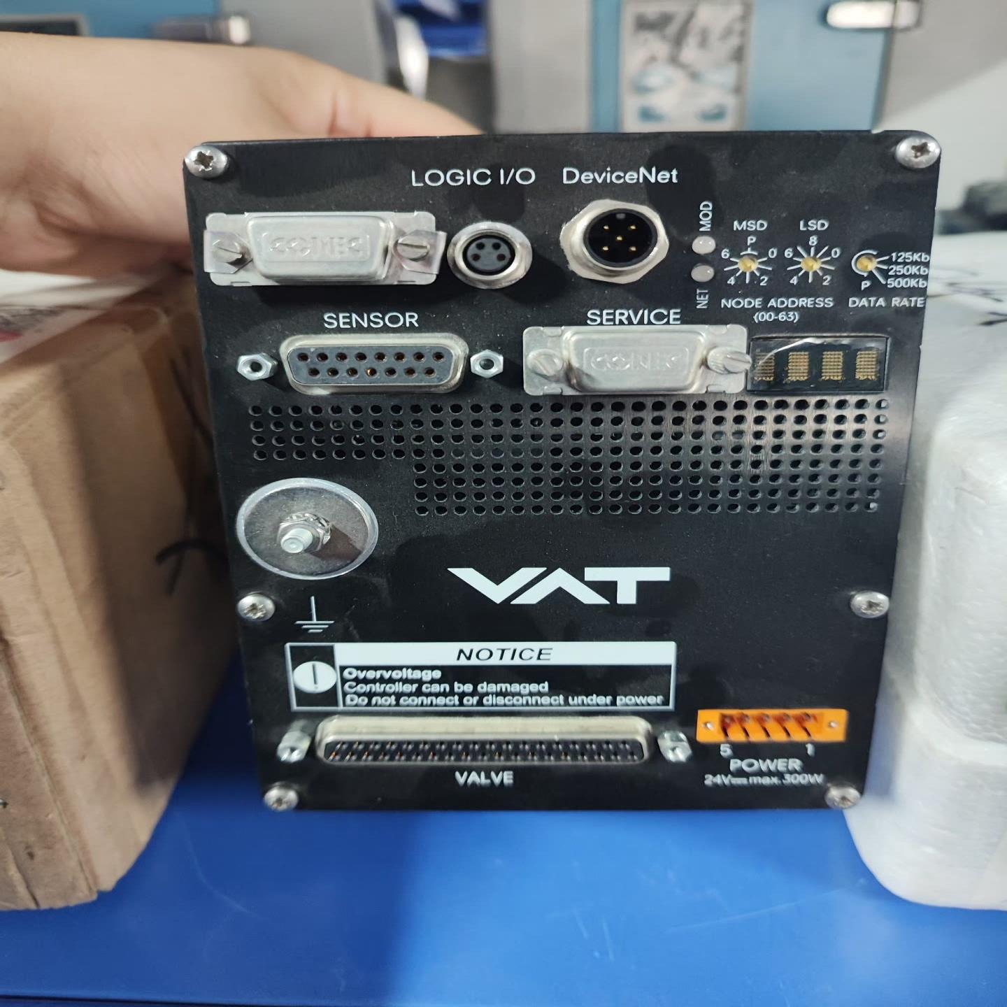 VAT蝶阀控制器670EC-24CQ-AIJ3/0064--议价商品