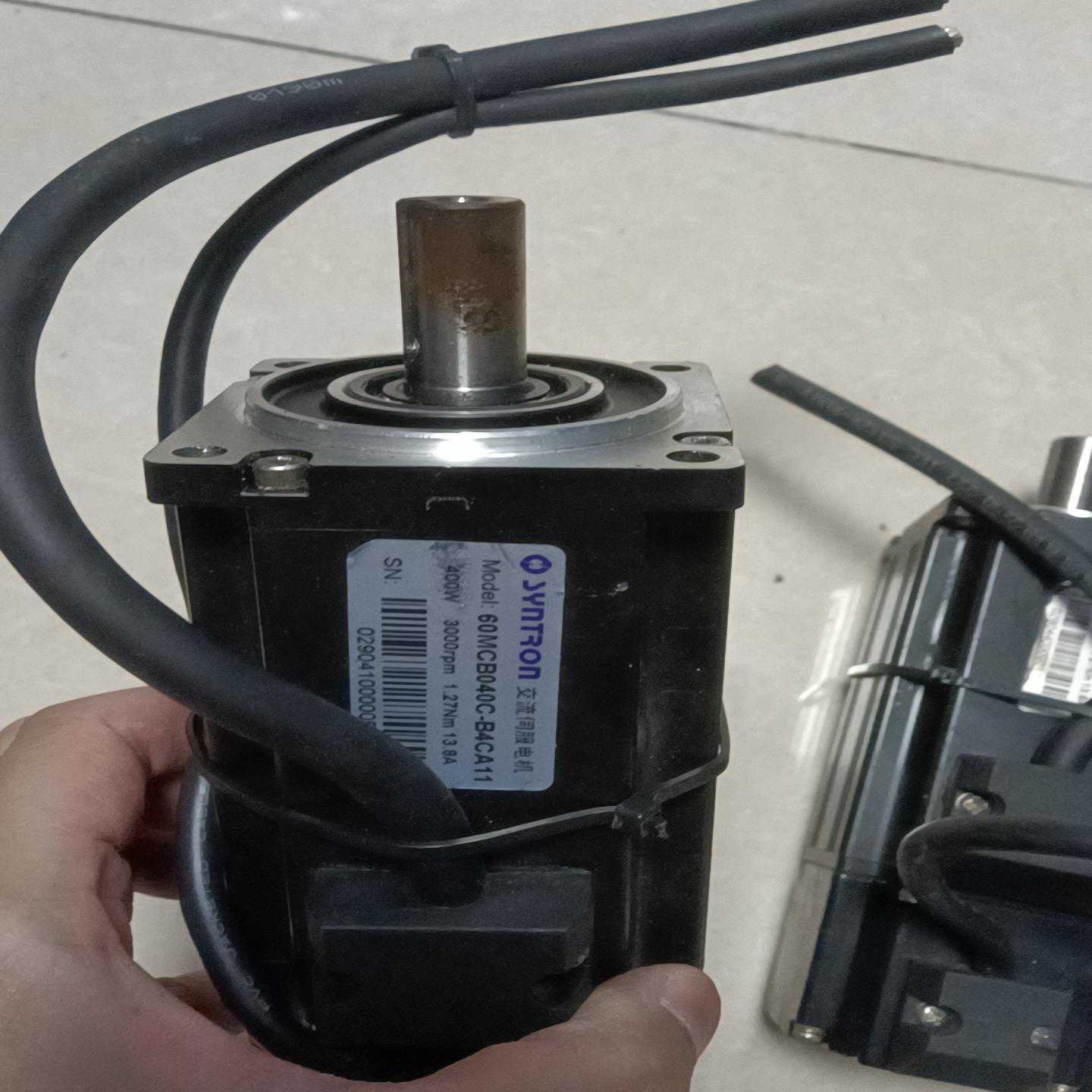 安川变频器成色靓询价