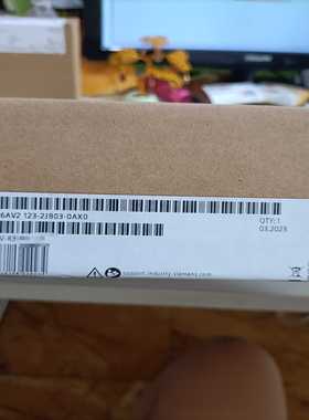 （议价）变频器ATV71HC28N4