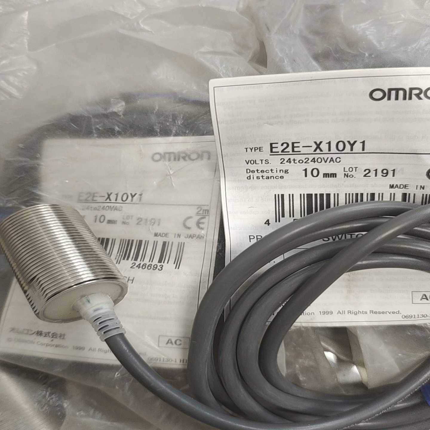 PLC. CP1E-N30DT-A成色如图。(佳毅工控)