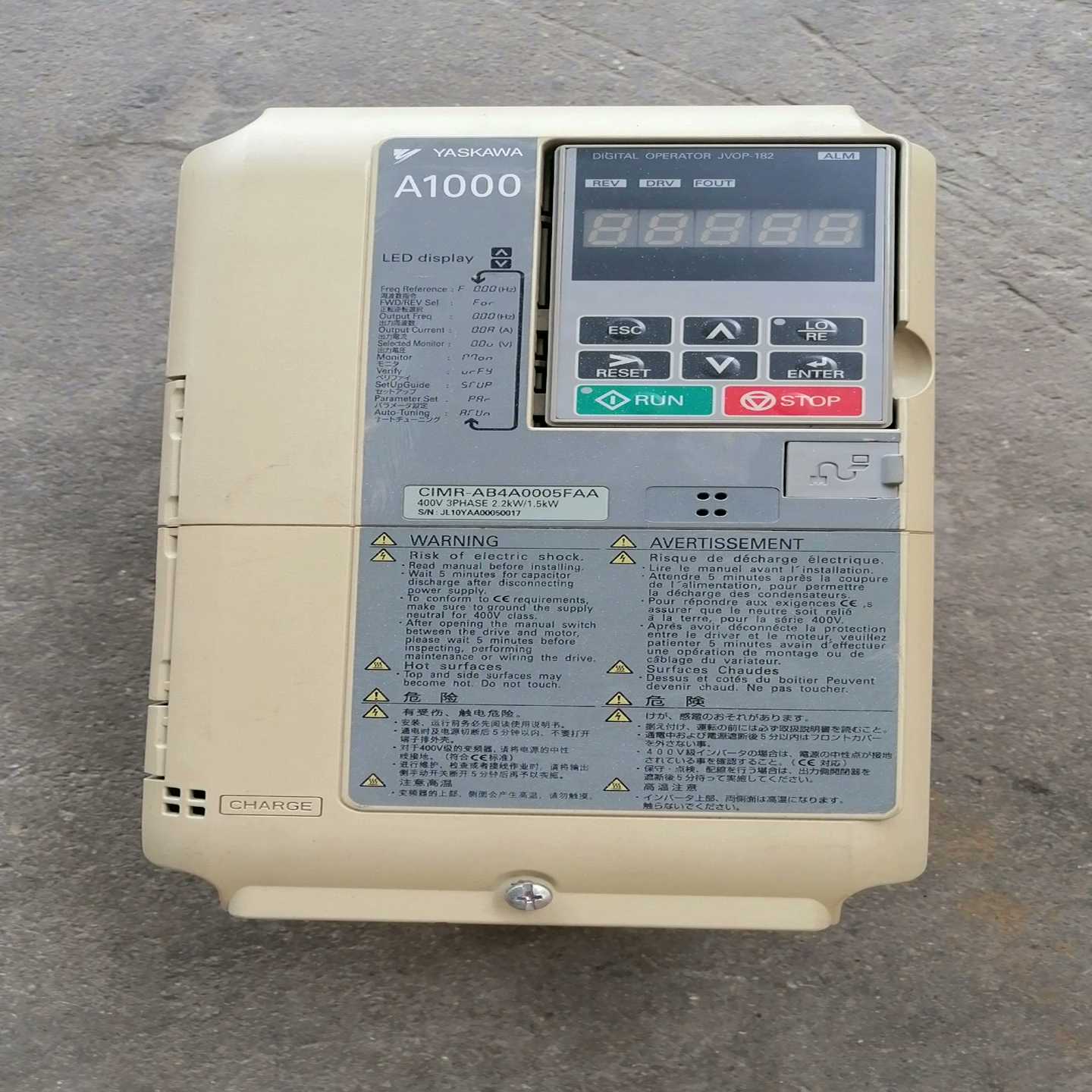 【星慕电子】安川A1000变频器2.2KW/1.5KW，CIMR-AB4