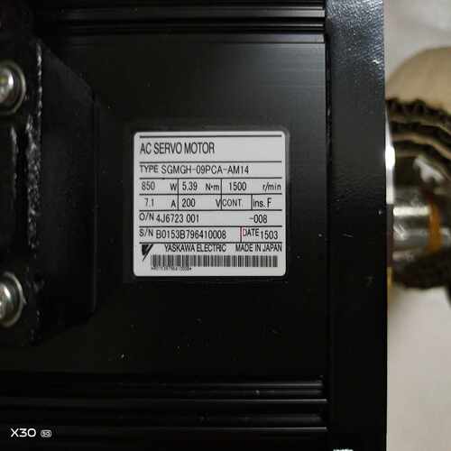 安川二系850w电机一个，型号为SGMGH－09PCA－~询价