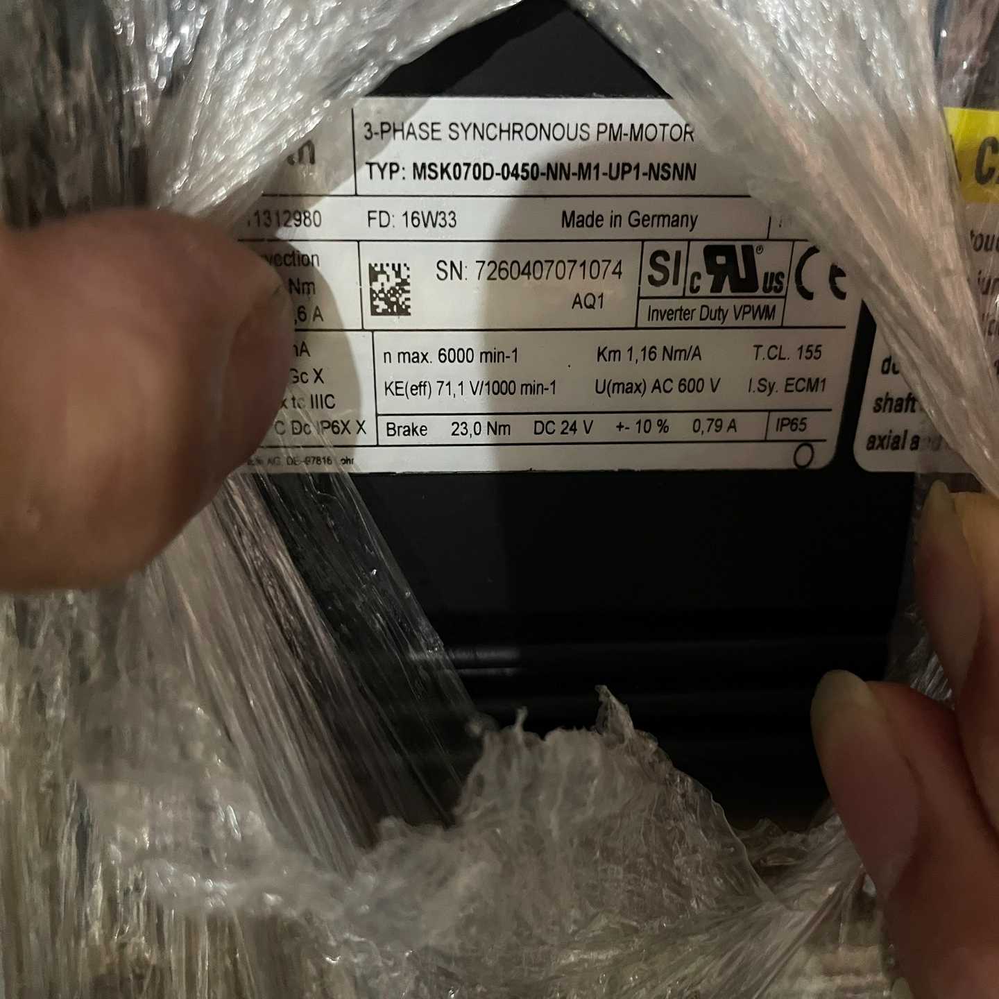 力士乐电机 MSK070D-0450-NN-M1-UP1-N~询价