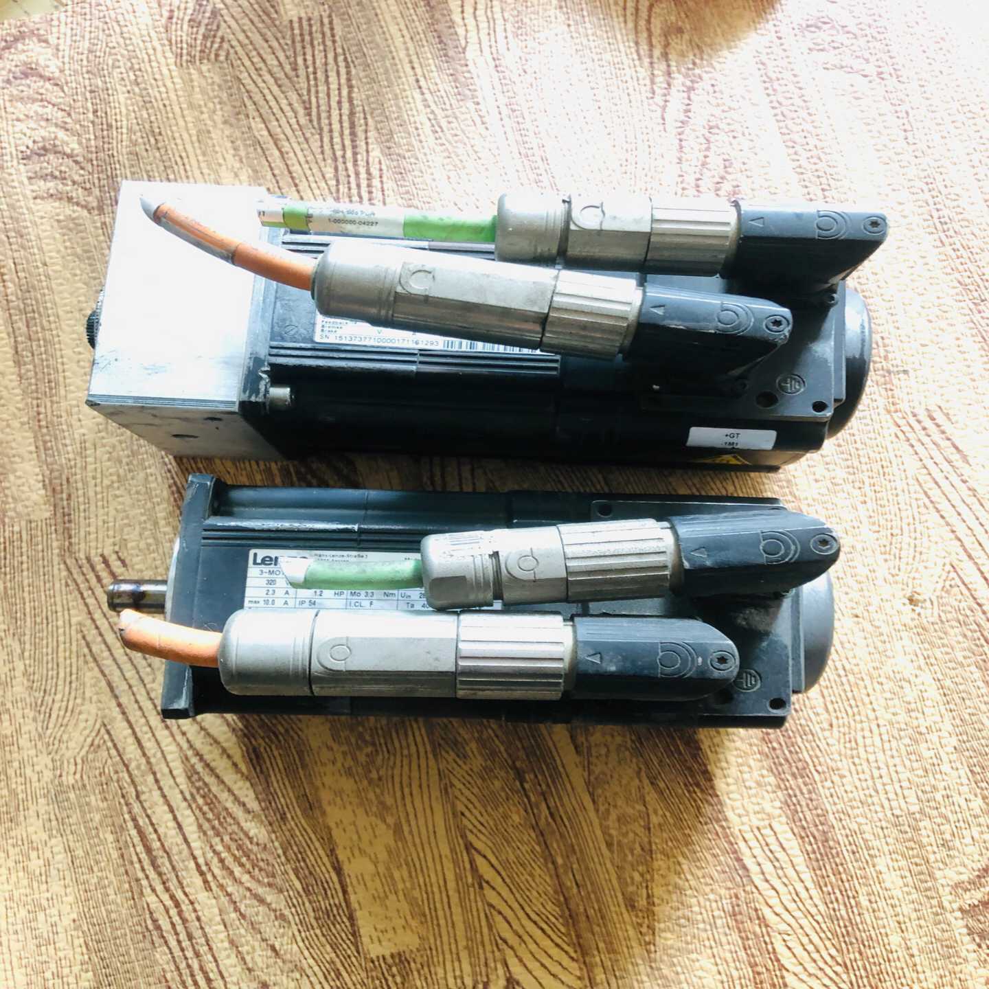 Lenze 电机 MCS 09D41-RS0B0-A14~议价