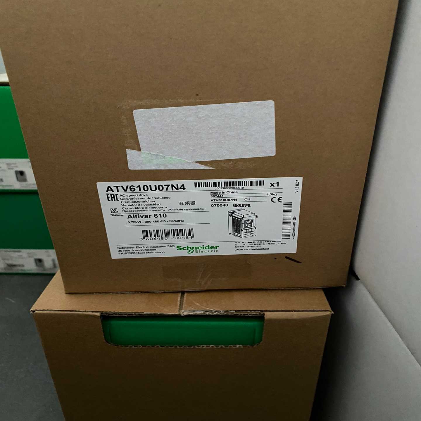 变频器ATV610U07N4~询价