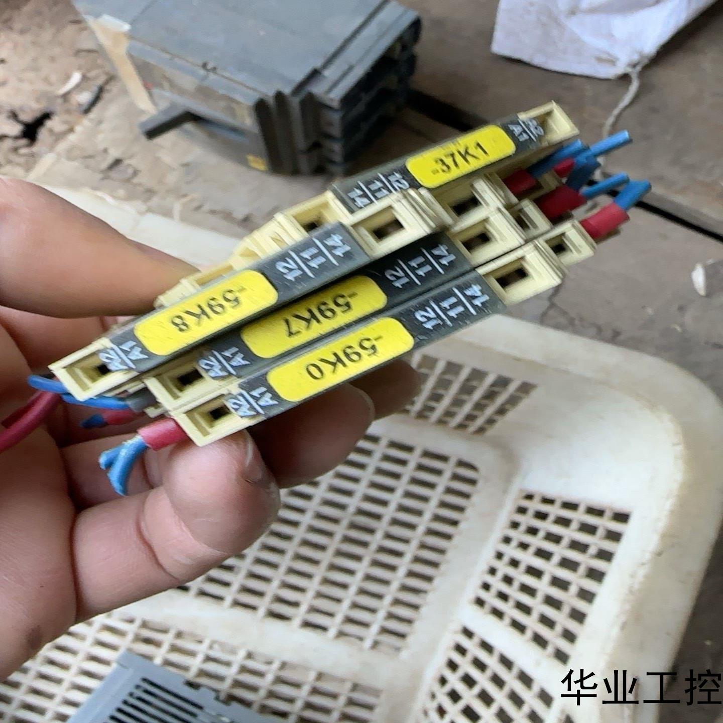 西门子继电器拆机实物图3TX7005-3PB74八片议价商品
