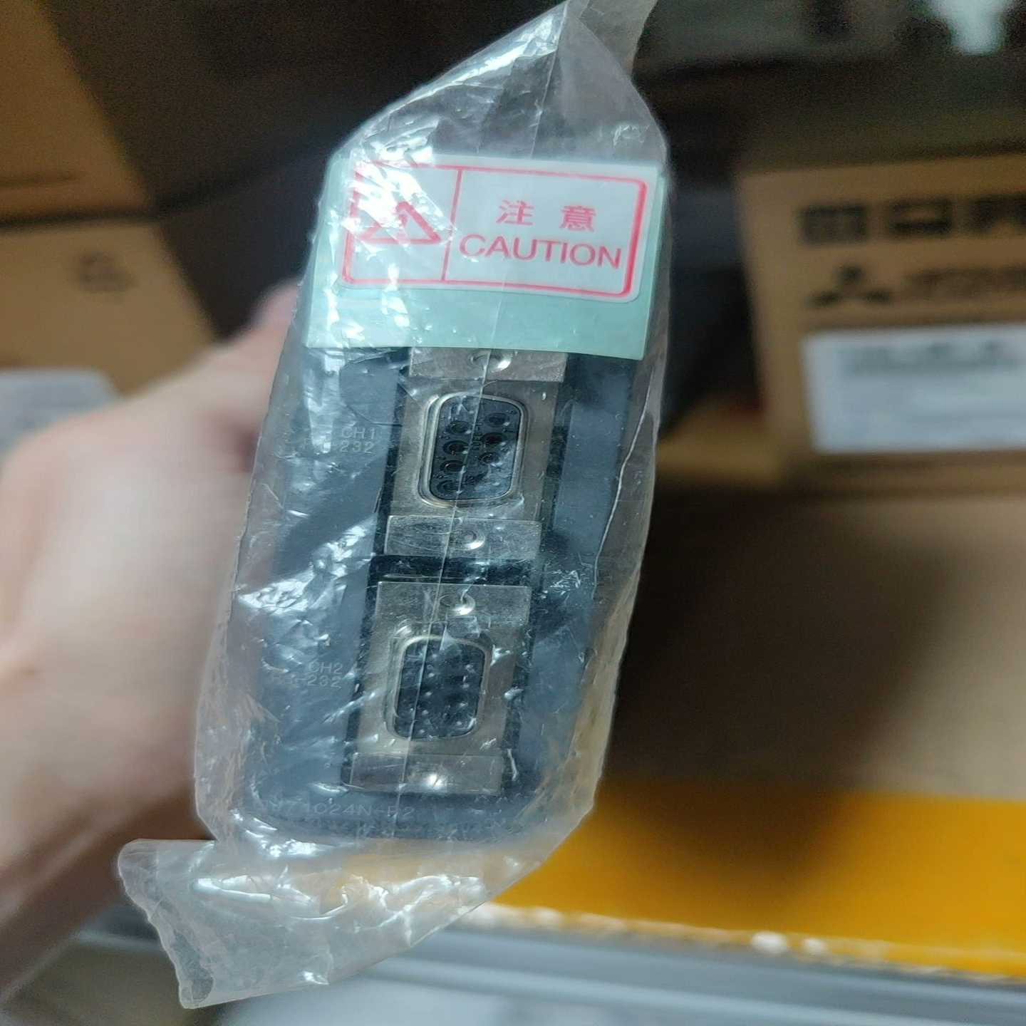 库存未拆封未使用少包装 QJ71C24N-R2 质量（地坛设备）