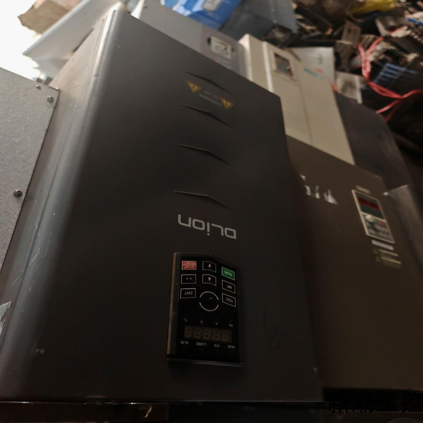 雷诺尔RNB1145G变频器功率45kw 380v三相拆机议价商品