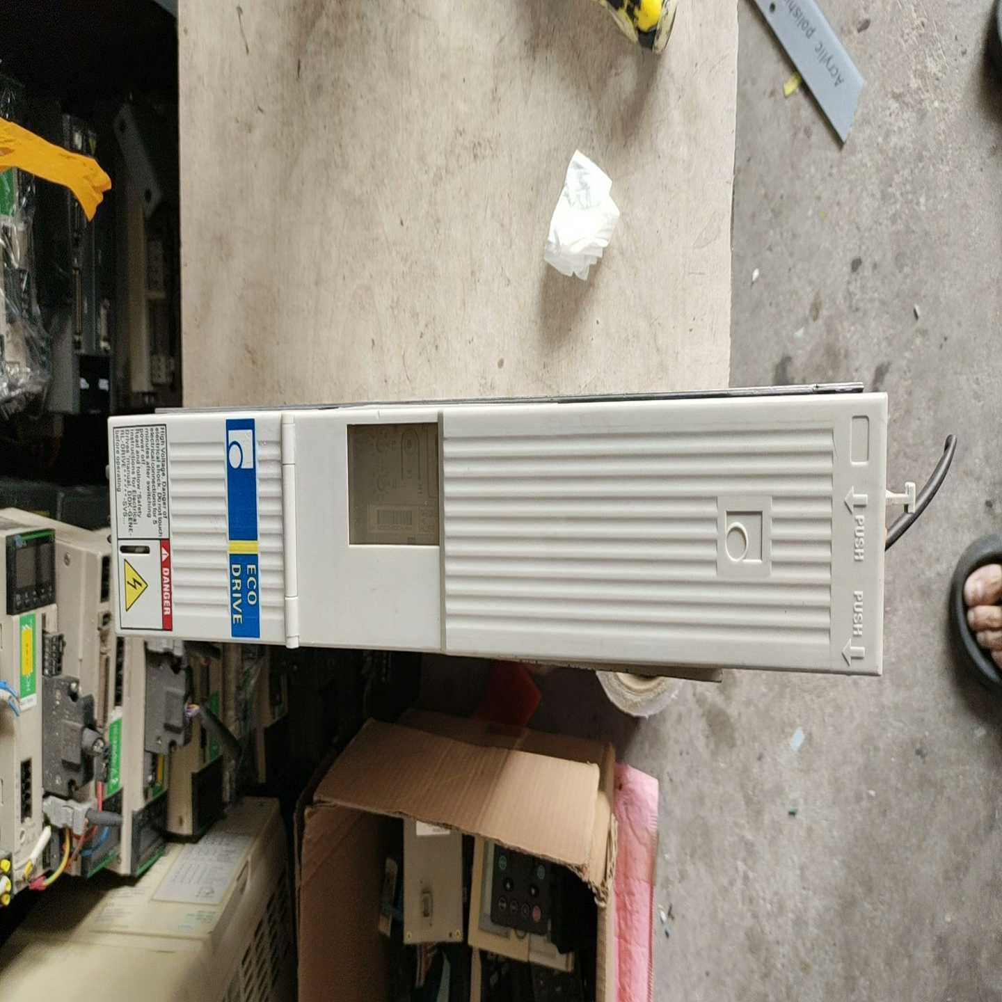 【请询价】力士乐驱动器DKC013-040-7-FW实物图现货成