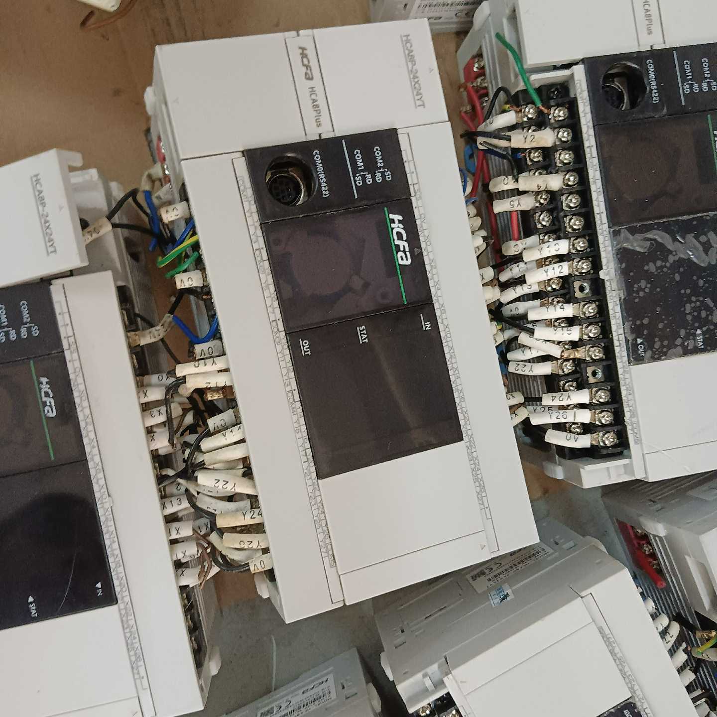 禾川 PLC HCA8P-24X24YT   九成新~询价