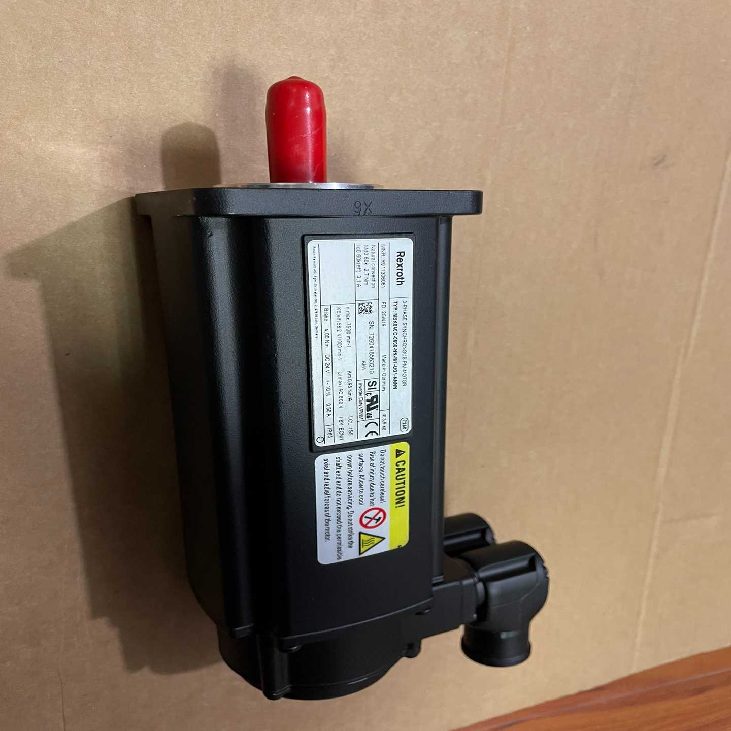 力士乐电机 MSK040C-0600-NN-M1-UG1-N~询价