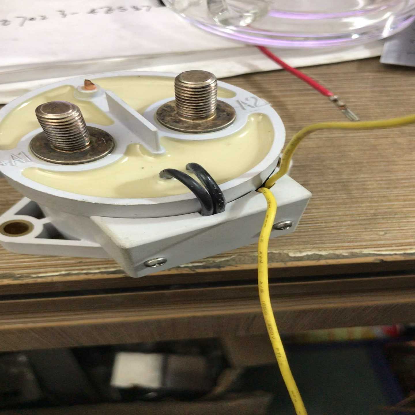 泰科直流接触器件一个EV200AAANA控制电压1；议价