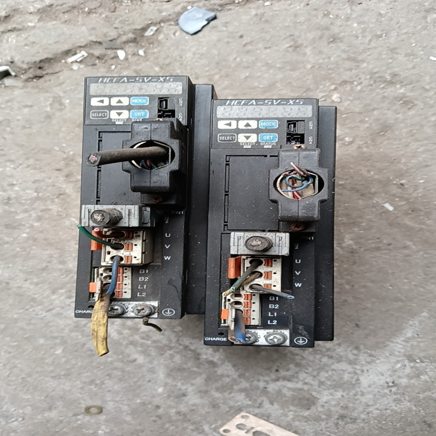 【请询价】拆机X5DA40A-11禾川三协伺服驱动器两台图片里面有