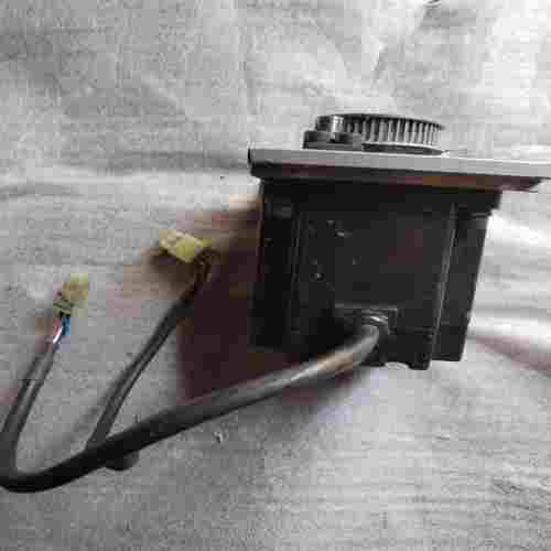 咨询-SGMP-04A3FJ21，成色不错，功能正常，包退换。