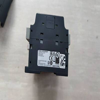 （议价）PLCDVP32ES200T实物图，功能正常