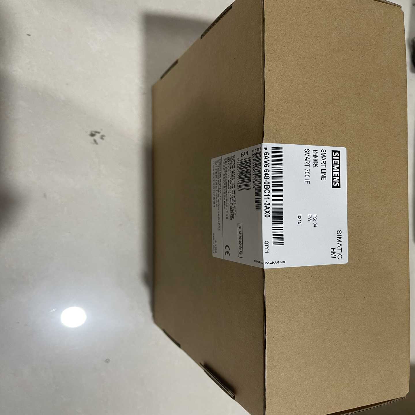6AV6648-0BC11-3AX0未拆封，直接拍，询价