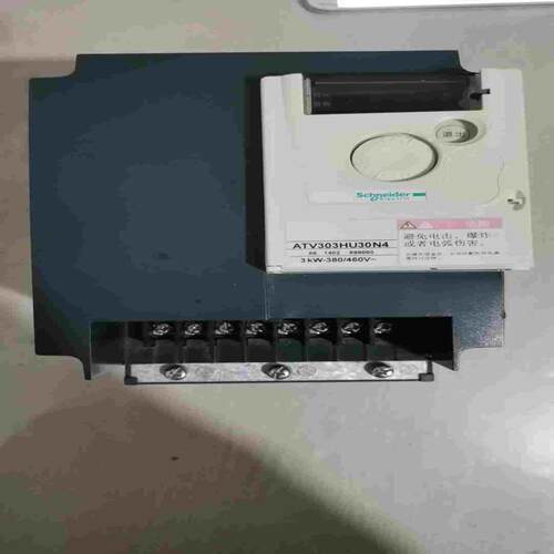 变频器型号ATV303HU30N4，3KW一台，成~询价