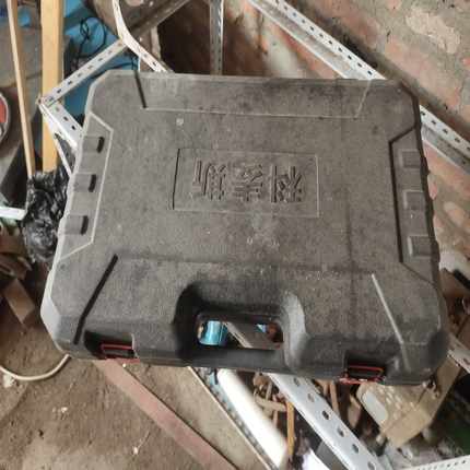 工具箱科麦斯组合工具的工具箱，非常的新为真实价格，邮费自~