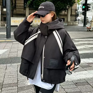 时尚 短款 韩版 新款 宽松连帽设计感派克服外套 加厚棉服女2025年冬季